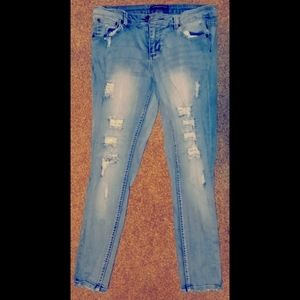 21 Black ankle jeans